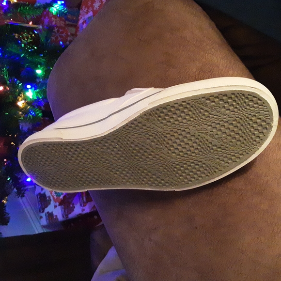 Eddie Bauer canvas shoes - Picture 3 of 4